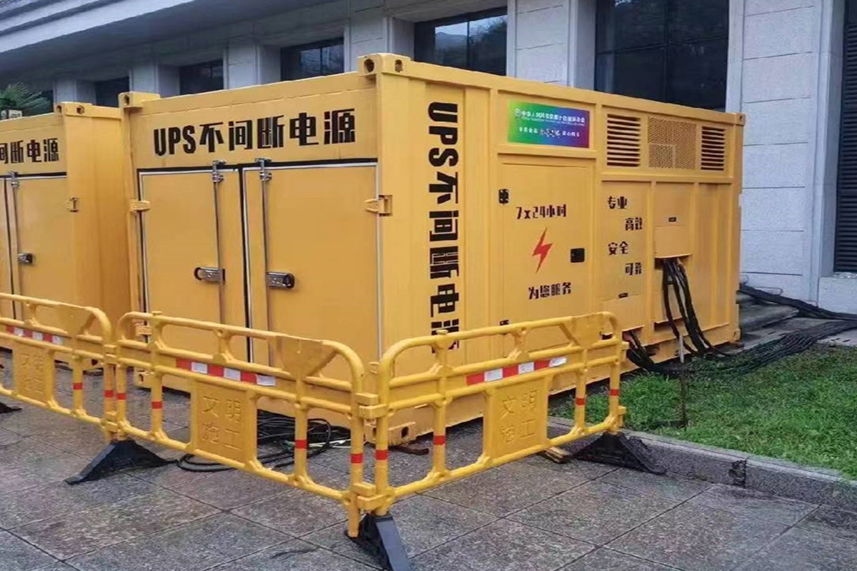 泸定发电机租赁施工现场